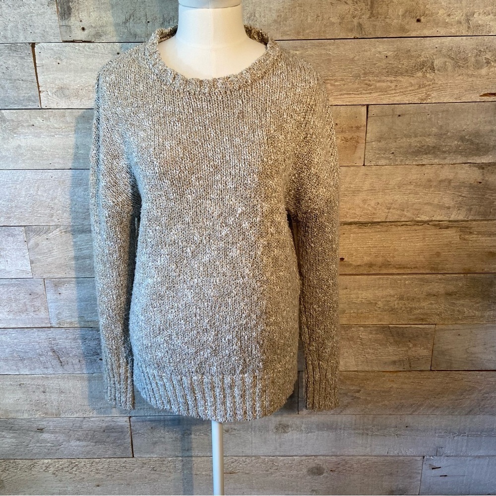 🛍️3/$30‎ Buffalo David Bitton women's gold coloured  sweater in size medium